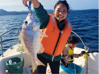 女性参加もOK!日頃の忙しい時間は忘れて釣りを楽しもう!♪