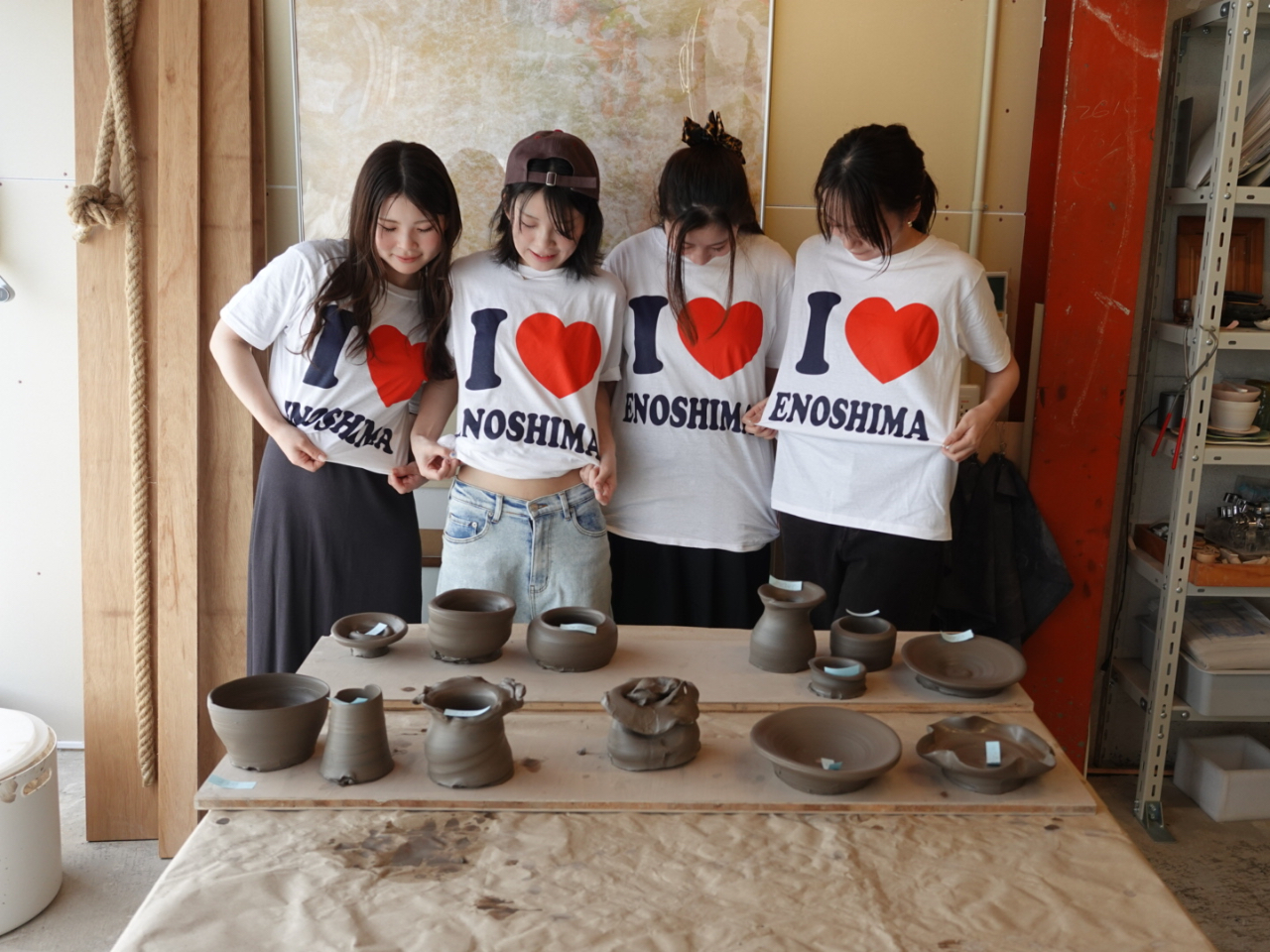 ���q���̎v���o