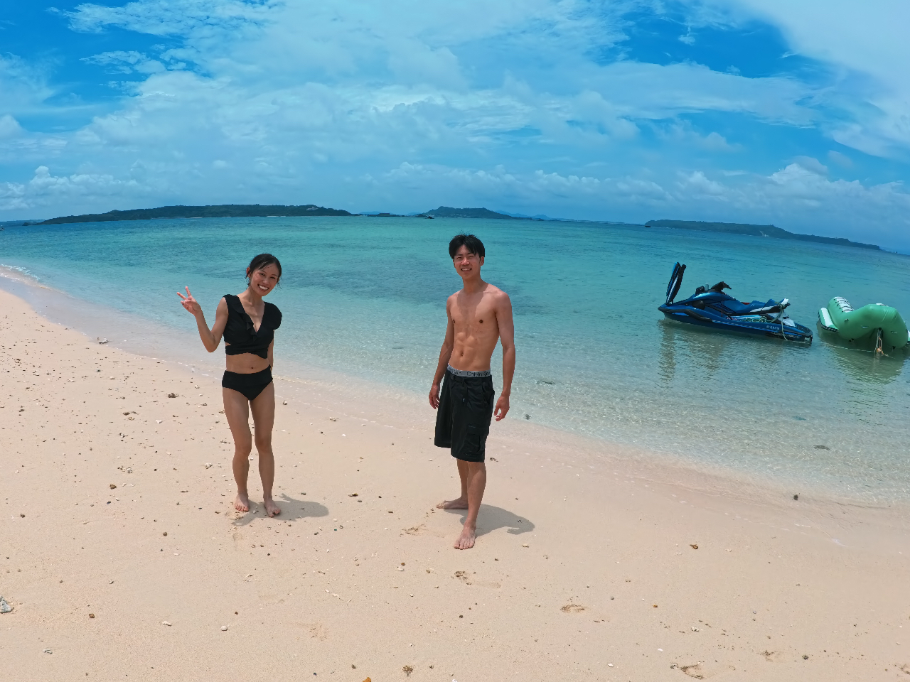 バナナボートで無人島!