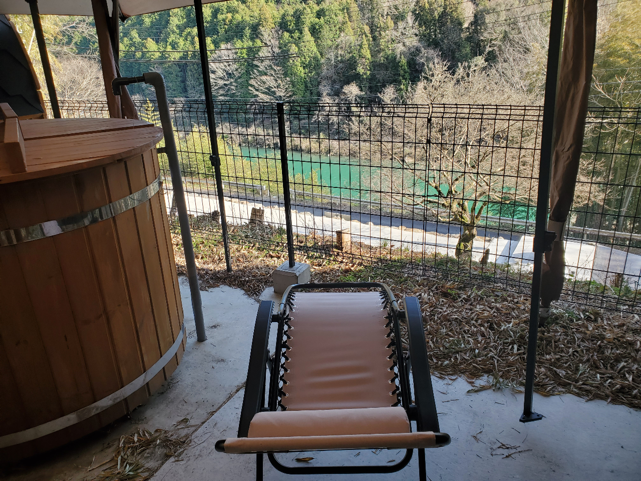 �T�E�i��͊O�C���łƂƂ̂��I���R���������ґ�ȃ����b�N�X�^�C��