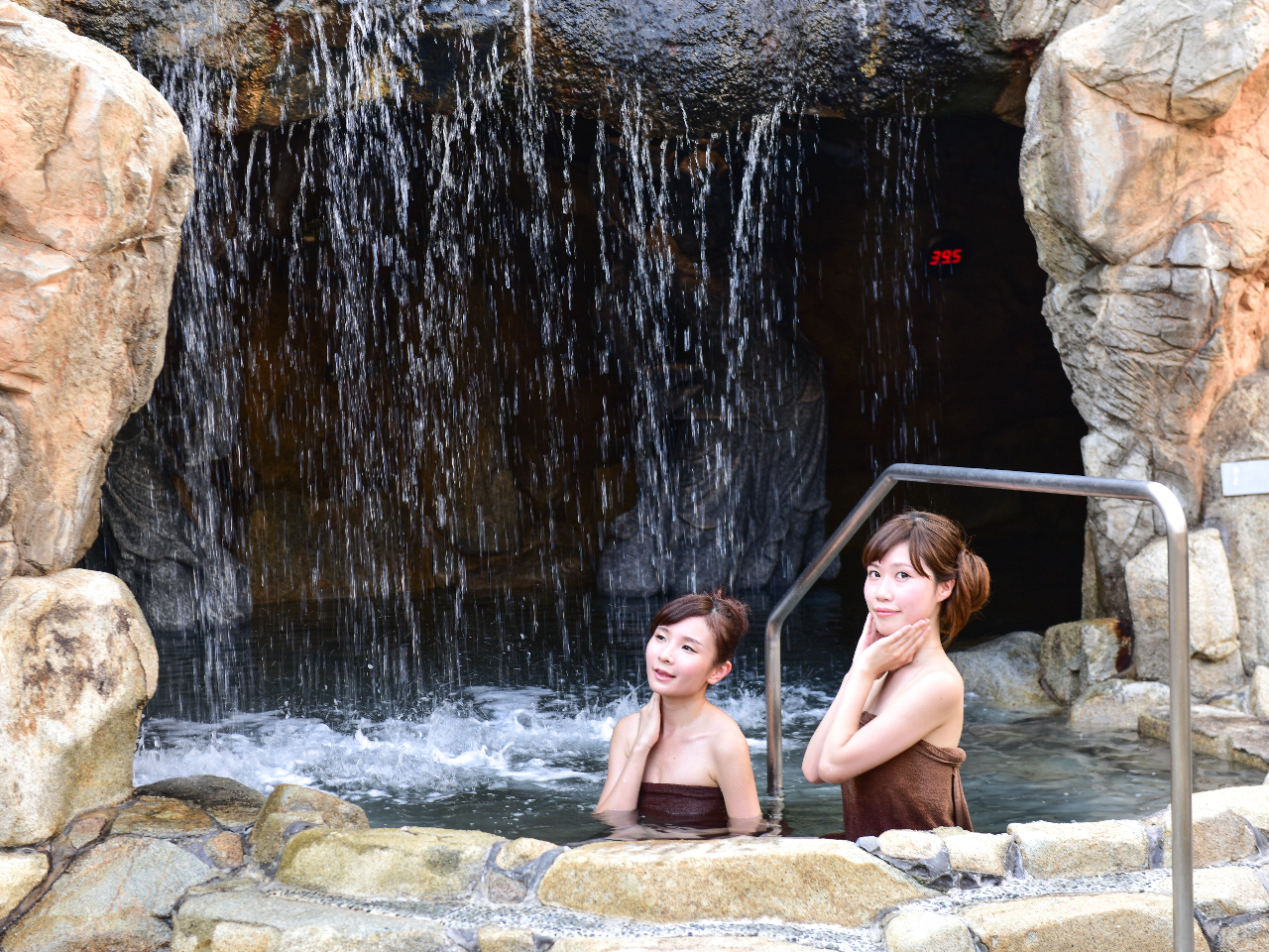 仁王洞(露天風呂)