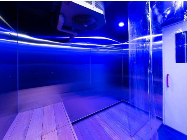 -6℃極寒冷却室