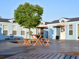 フロント棟前の屋外広場でBBQをお楽しみください。