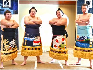 元力士達による相撲ショーは必見です!