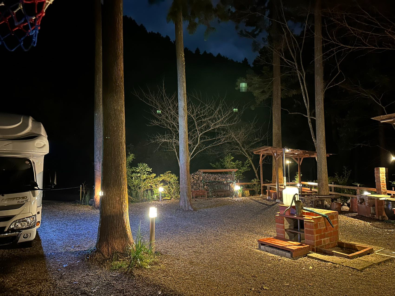 キャンピングカーも入場出来ます