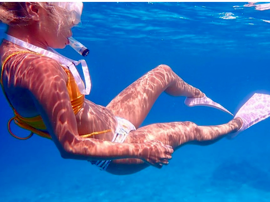 キレイな海の中で泳げばマーメイド気分☆