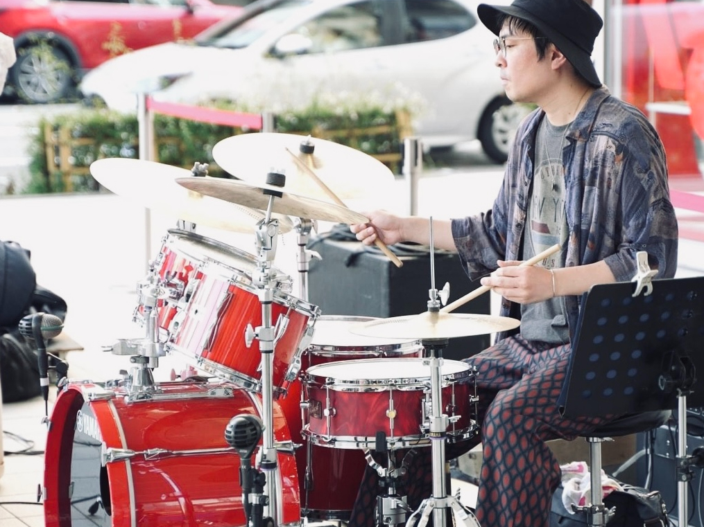 ドラム演奏風景