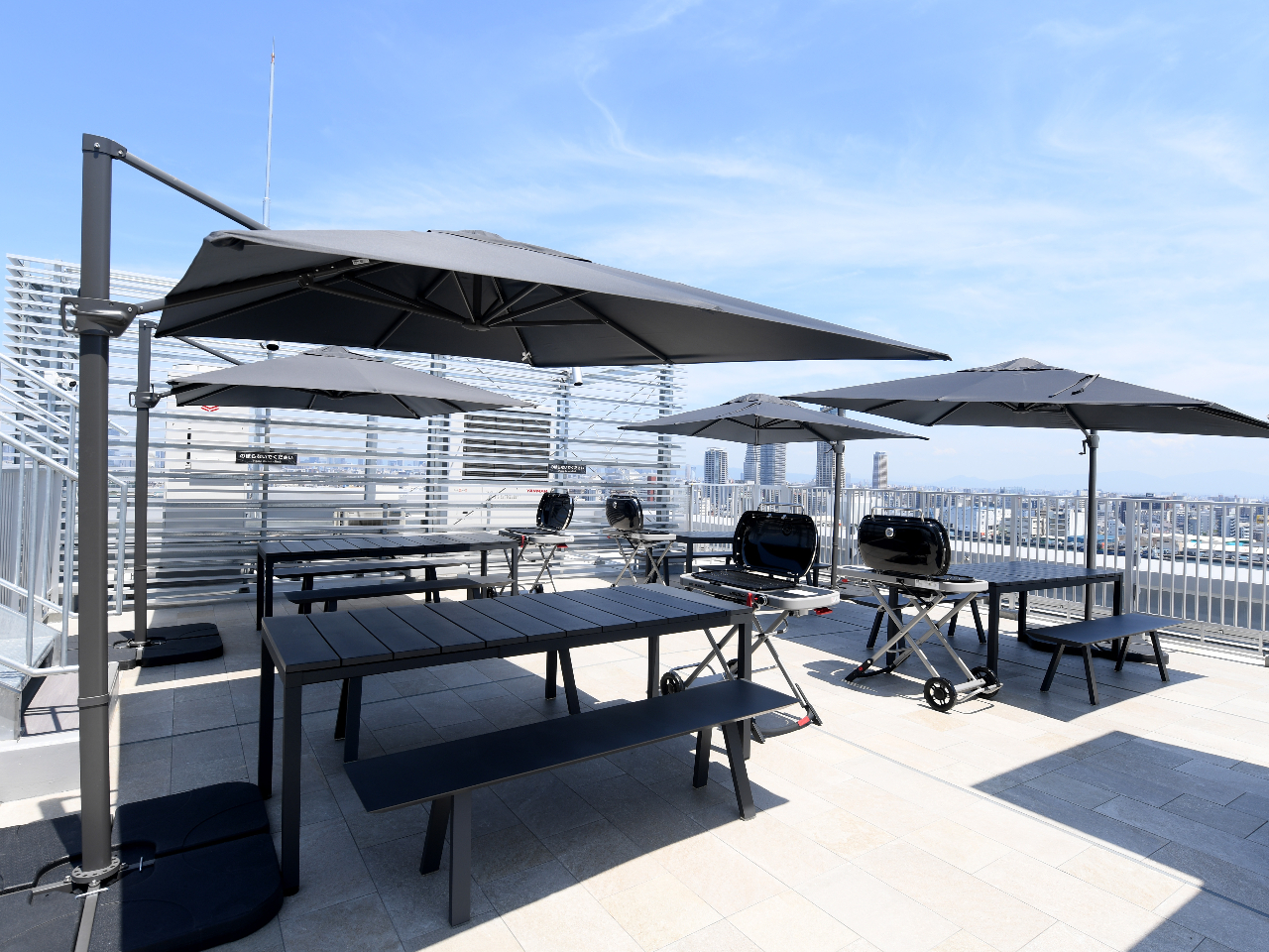 �����t���Œ��˓�����h�����Ƃ��ł��܂���܂��n��15�K�̂��߁A��������Ăł����K�ɉ߂������Ƃ��ł��܂���