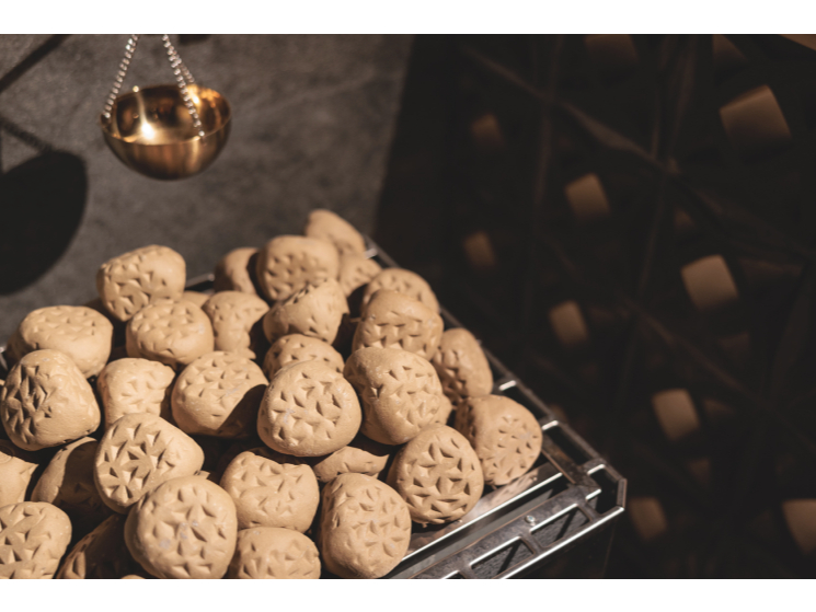 D݂̍Ŏ̃EĚBґȃTEi^C߂ȂASn悢ƋɐgS܂B