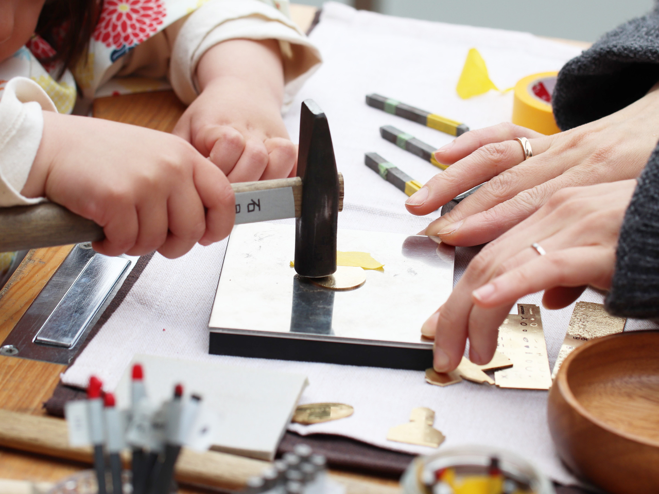 eqňꏏɍƂł̂ŁAqlƂ̎voÂɂIXXI