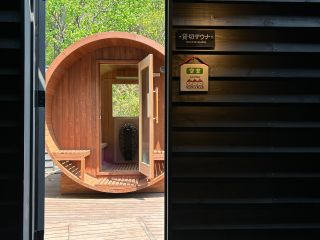 バレルサウナ入口