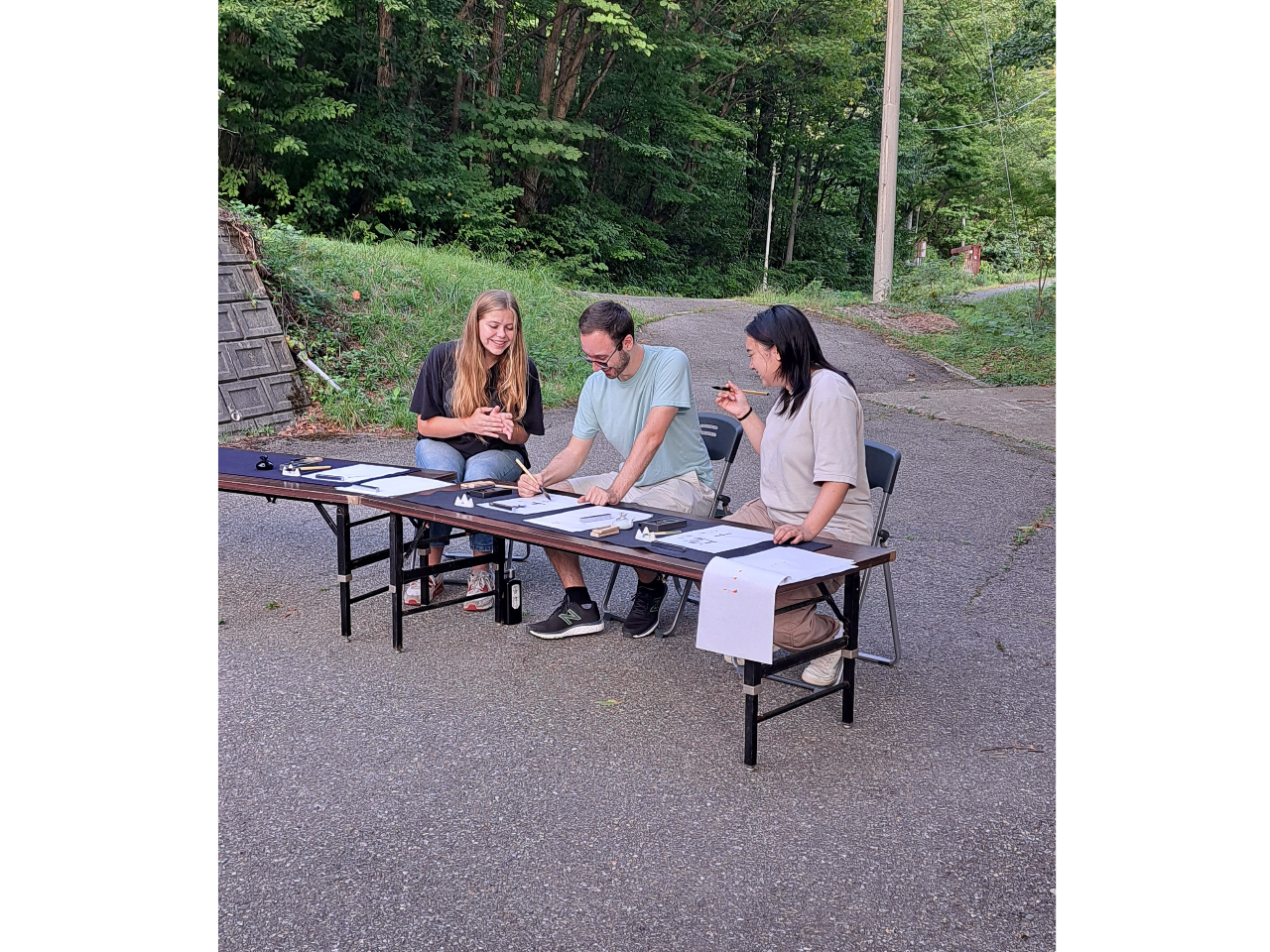 _{ǐ^Ă΁Aui̐XɈ͂܂ꂽR̒ł̌\ł