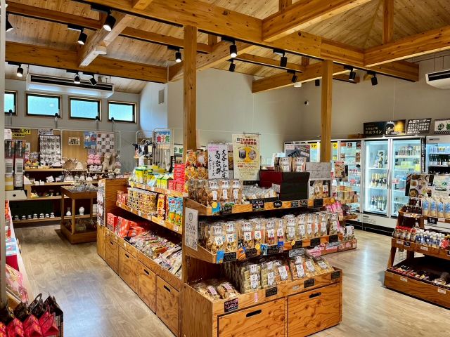 栃木土産もズラリ。体験場所である「ベルテラシェ物産館」にある売店にもぜひ足をお運びください(´ω`)★