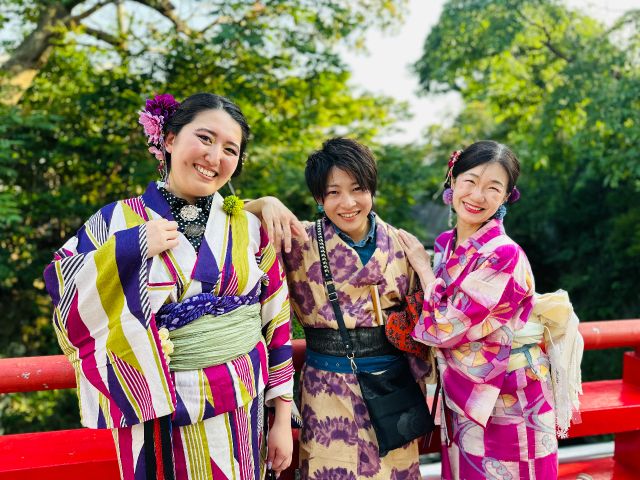 【浴衣で鎌倉散策】レトロな浴衣コーディネートで夏の鎌倉を楽しもう《女性・カップル・ファミリーにおすすめ》