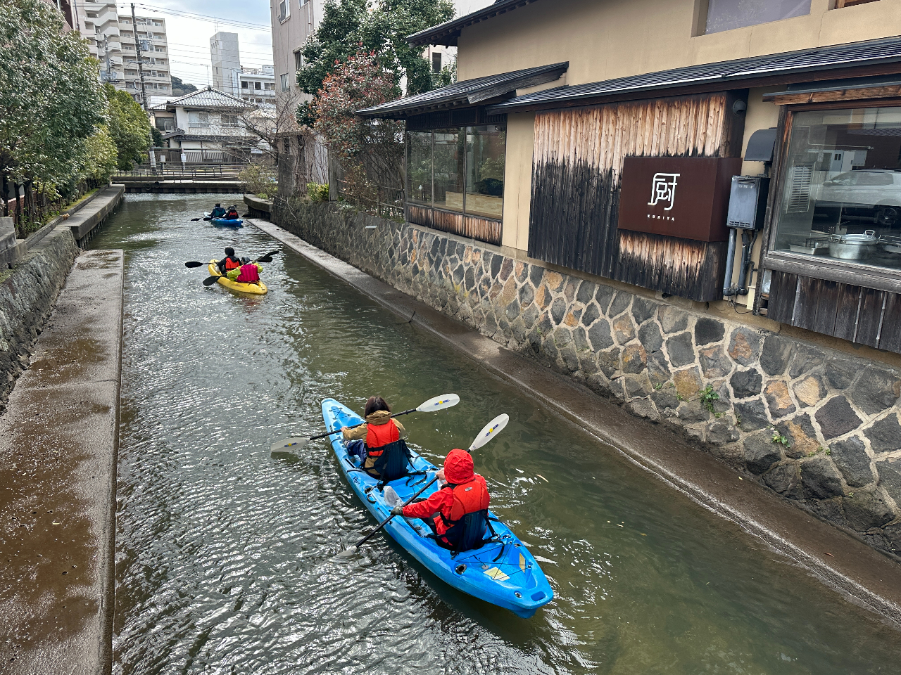 米子城外堀でカヤック体験 加茂川に残る往時の名残をカヤックから見て 
