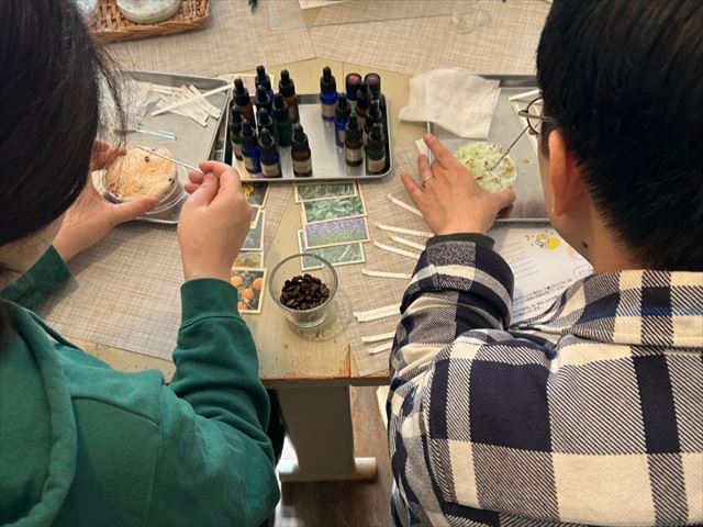 �肢���瓱�����A���}�I�C�������D�݂ɍ��킹�Ē������Ă����܂�