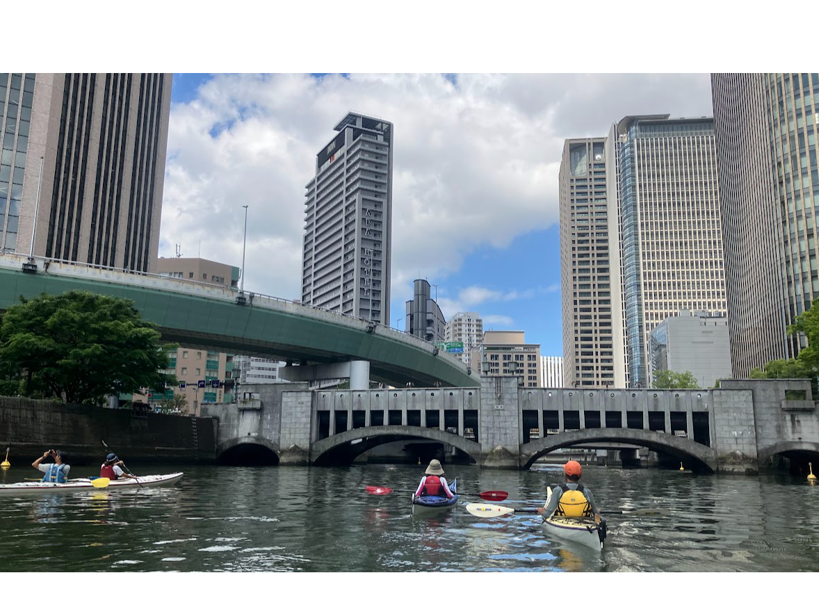 wrɈ͂܂ꂽs̃WO̒RɃJbNŎ̌͑厩R̒ł̃AEghAƂ͈Ⴄu𖡂킦܂B