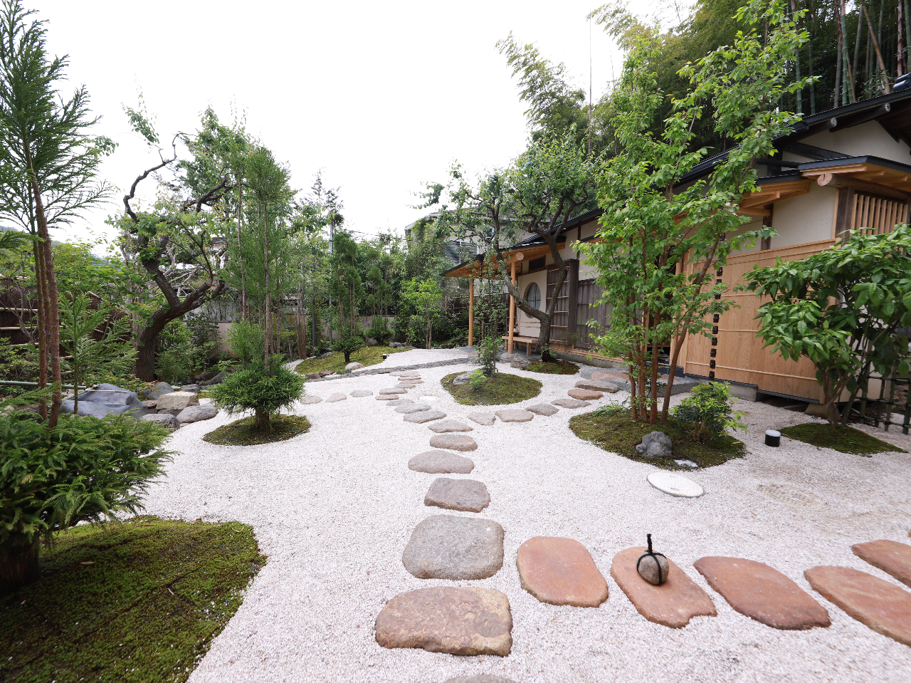 2025N5ɒaA{iIȒu|vŊJÂĂ钃̌vłB