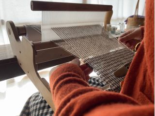 手織りマフラー作り体験♪