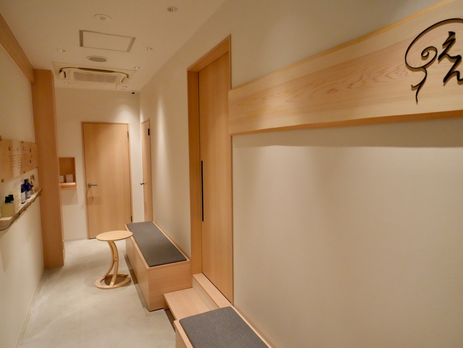 ���O�W���A���[��ԂŖ����̂ЂƂƂ����E�E�E