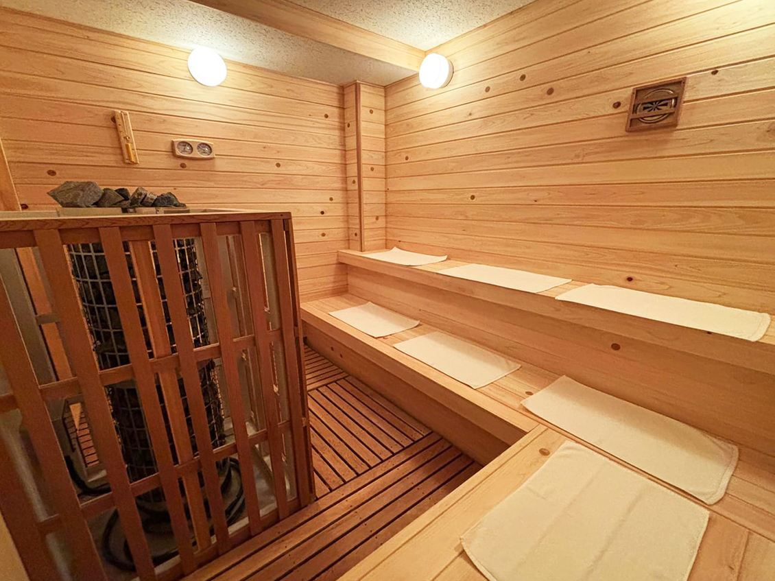 󏭂ȃTEiXg[ƃ[tgbveXŃfgbNXEFlX