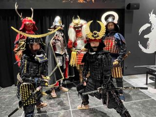 本物甲冑着付け体験 ― “推し武将”に瞬間ワープ!