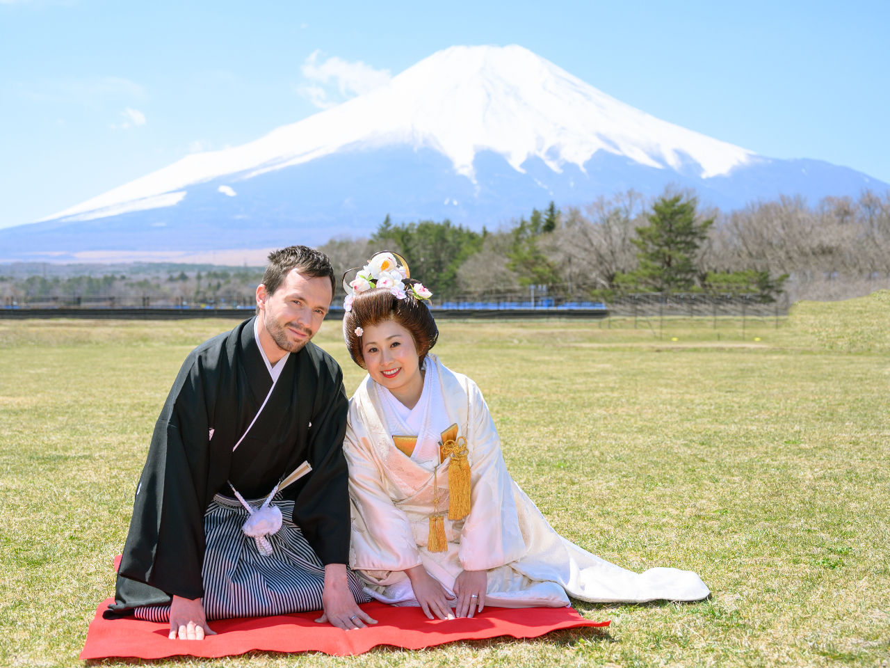 xmRɌ߂Ȃl̎voɎcBe񋟂܂B