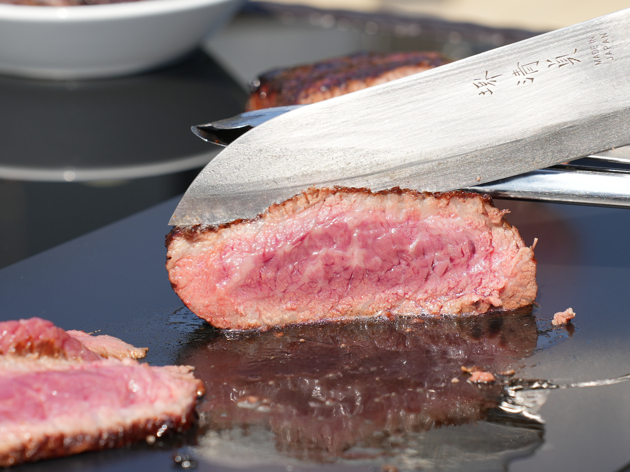 BBQCXgN^[N`[ďĂḖAOpbƂāAW[V[ȂɏĂ܂B̓AԂł̎dグłB