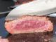 こちらはレア状態に仕上げたお肉です。当会場のBBQインストラクターが最高の焼き方をレクチャーしますので、初心者の方でも安心してご予約下さい!
