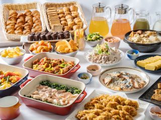 和食を中心とした40品目以上のブッフェをご用意しています。