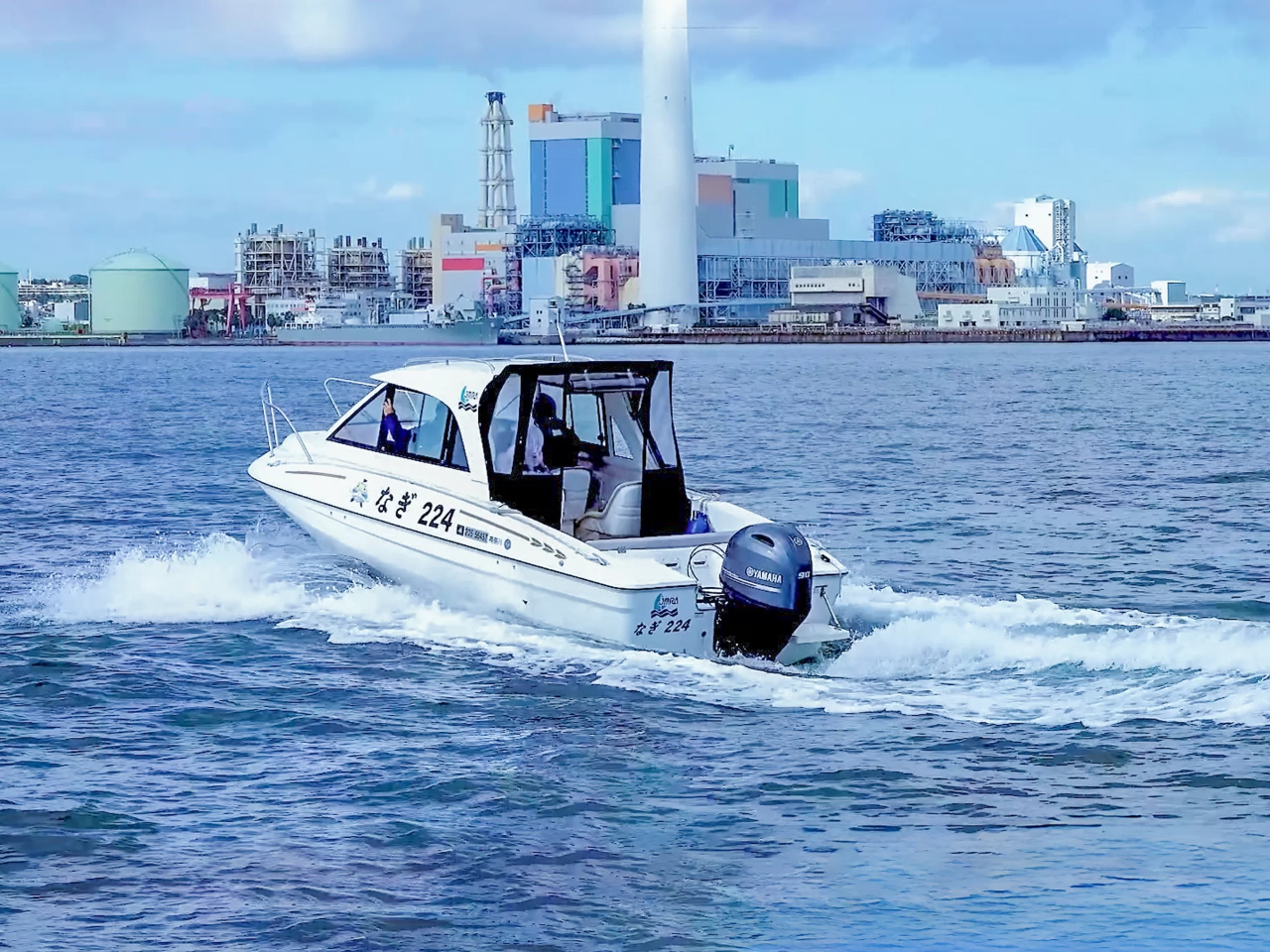 ݂ȂƂ݂炢ׂ̗ɂ́AAȂ鉡l̍HQBCォ猩グ΁A̖ȎpiɉfA_Ci~bNȃA[gî悤ɊGɂȂ܂B