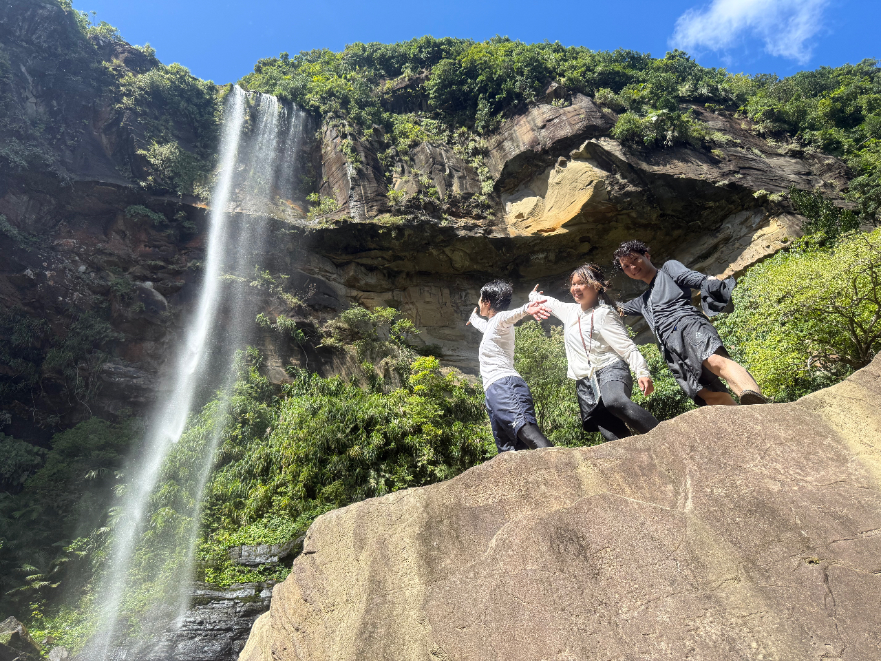 �s�i�C�T�[���̑��I�x�X�g�X�|�b�g�ňꖇ�I