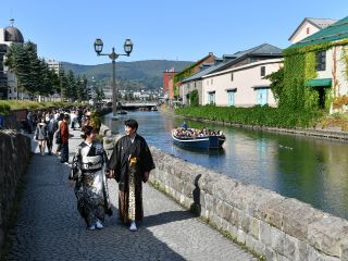 小樽街歩きプラン×着物+着付け 写真映え間違いなし!!選べる着物!!手ぶら来店O.K