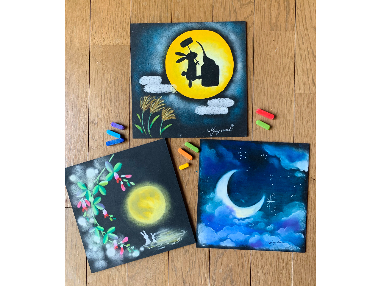 20センチの正方形のボードに描いて頂けます。