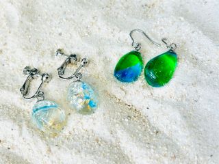 キラキラ輝く作品たち!もずく入りや琉球ガラス使用など、沖縄らしさ満載。どれを作ろうか迷っちゃう♪