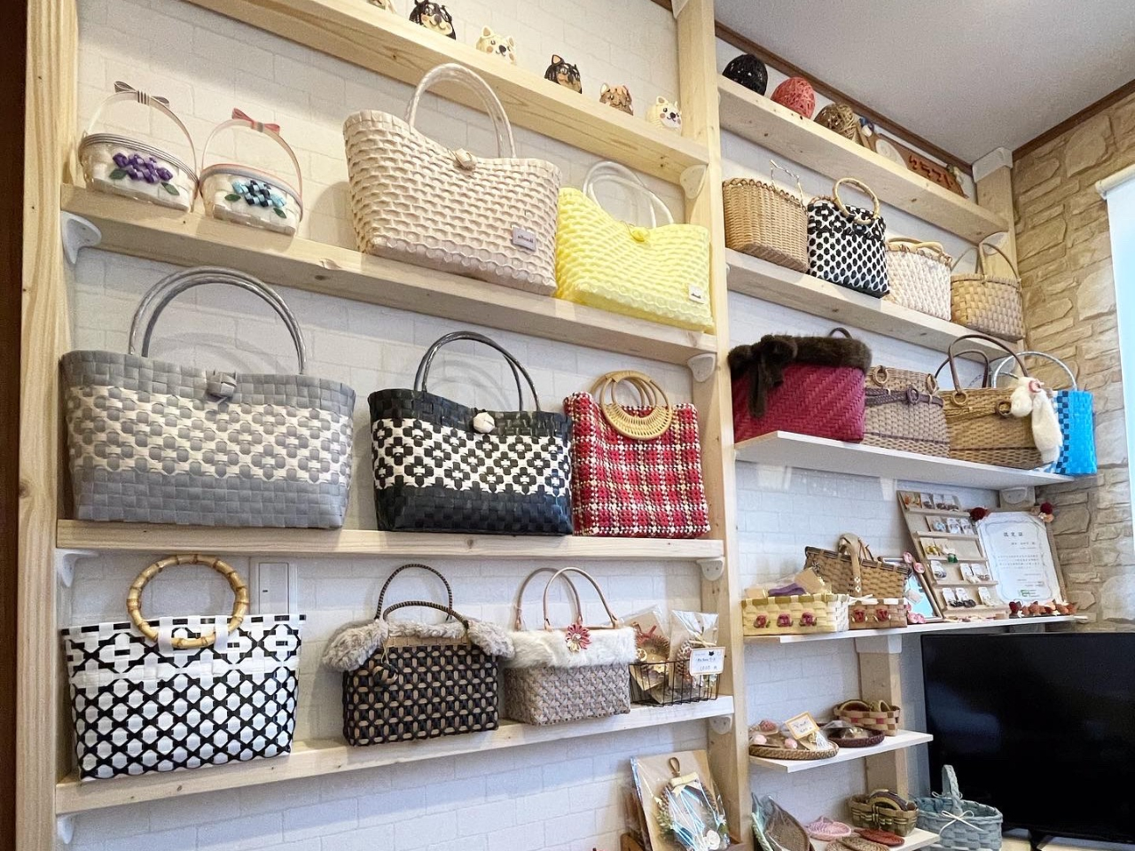 ̍iׂĂ܂B񂲗ɂȂĂI