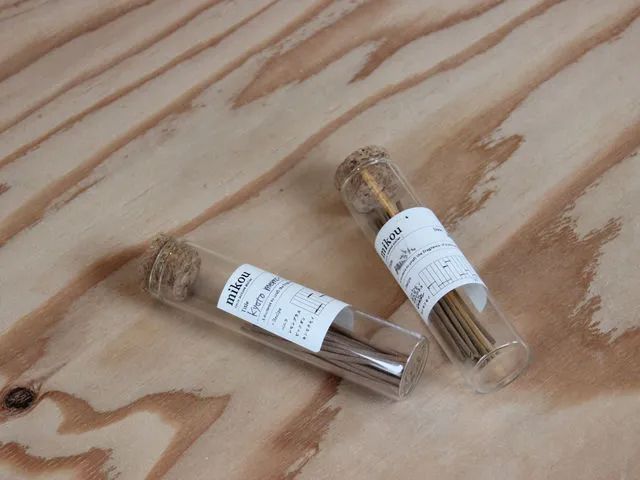 白檀を始めたとした定番の香りから、mikouオリジナルのアロマオイルも使用して 本格的な香りをお作りいただけます!