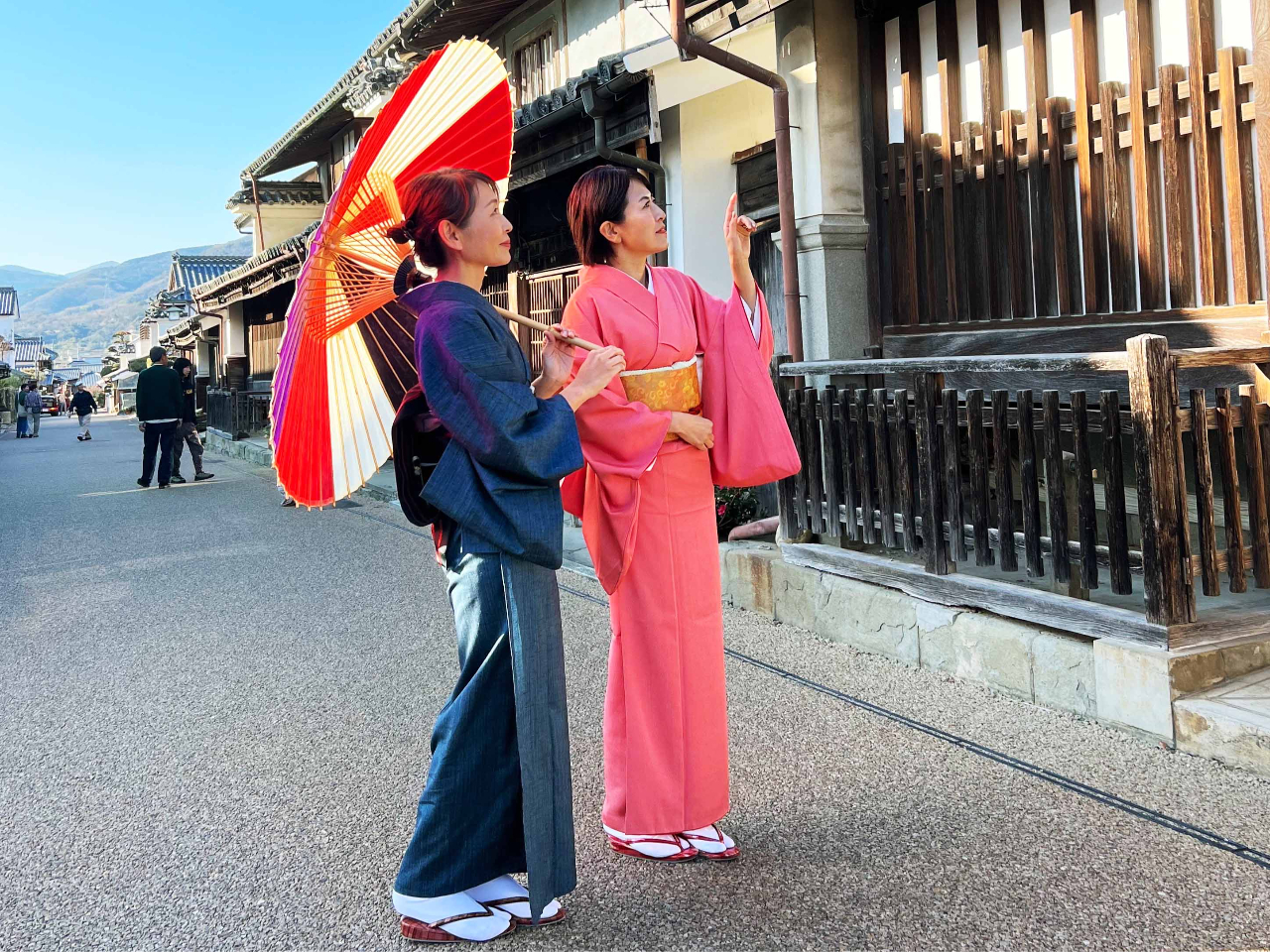 【徳島・美馬市】着物でまち歩き♪ 江戸の風情が残る「うだつの町並み」で非日常体験