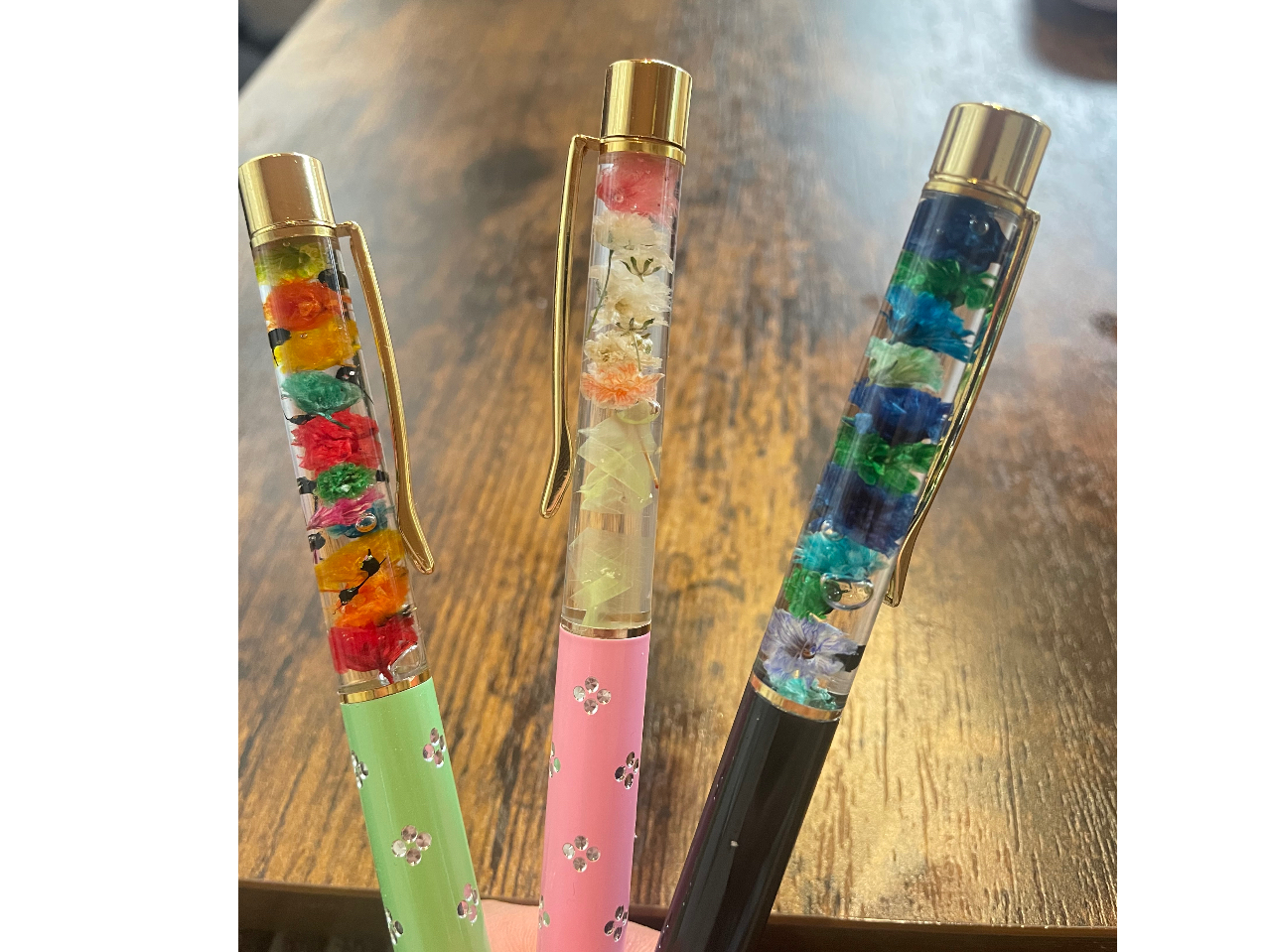 世界でひとつだけのハーバリウムボールペン◎