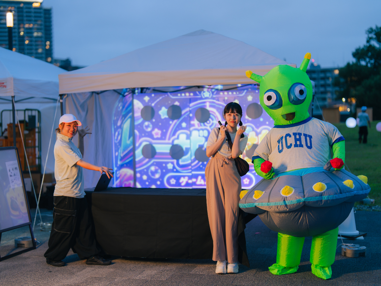 �`���[�U�[�˓I�` ���[�U�[�Łu�J���[�{�[���v���˂炤�A���̃V���[�e�B���O�Q�[��