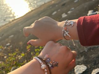 100種類以上のパーツから一つだけのアクセサリー作り!