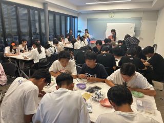 世界で一つだけのオリジナルキラキラレジンキーホルダー作り!!