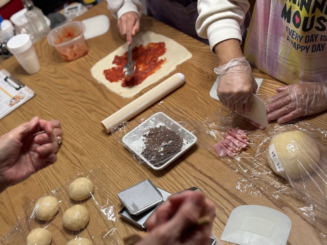 _q܂ɐlC̏ƂĂA{̖؂Ղ̃g}g\[X̃sU܂^