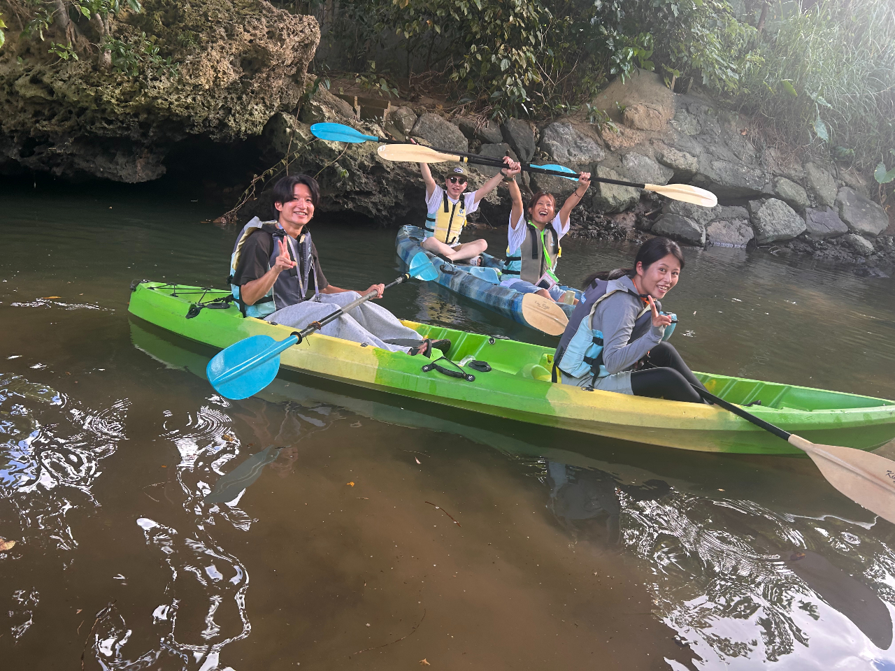 ���Ɨ��s�ɂ�