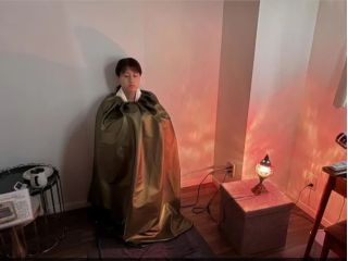 個室でゆっくりとよもぎ蒸しを体験いただけます。瞑想するもよし、携帯をお持ちいただいてもよし、好きな音楽をかけて受けられる方もいらっしゃいます。