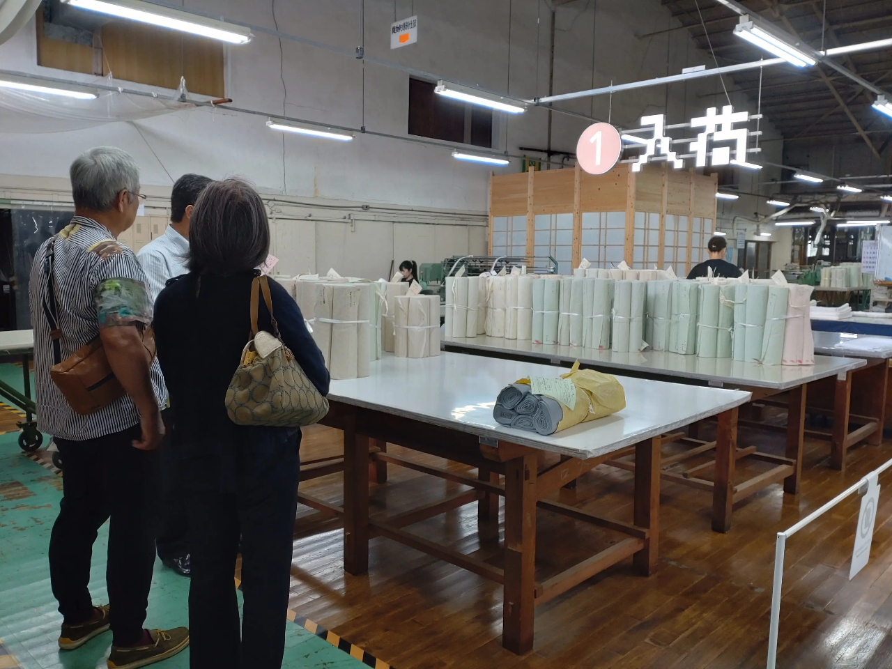 300年余りの歴史をもつ丹後ちりめんの奥義を是非ご覧ください。