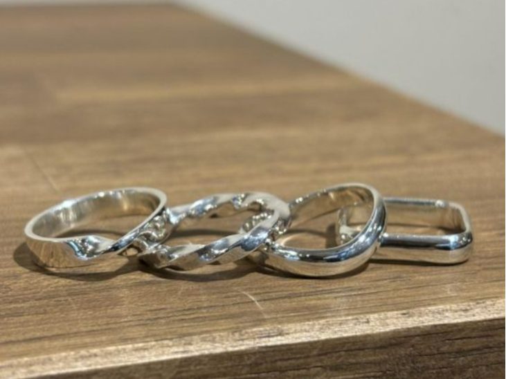 デザインリング (メビウス・ツイスト・ウェーブ・スクエア) +\2,750