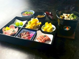 札幌相撲部屋食事(牛すき御膳)