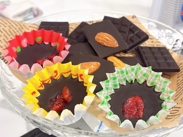 カカオ風味たっぷりのチョコレートができます。