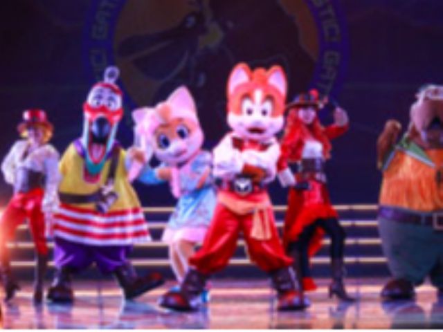 エンターテイメントショーや、キャラクターグリーティングもお楽しみいただけます!